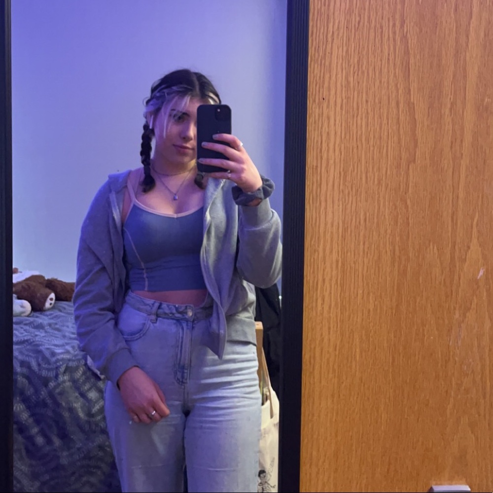 Meet your Posher, Anne-Marie